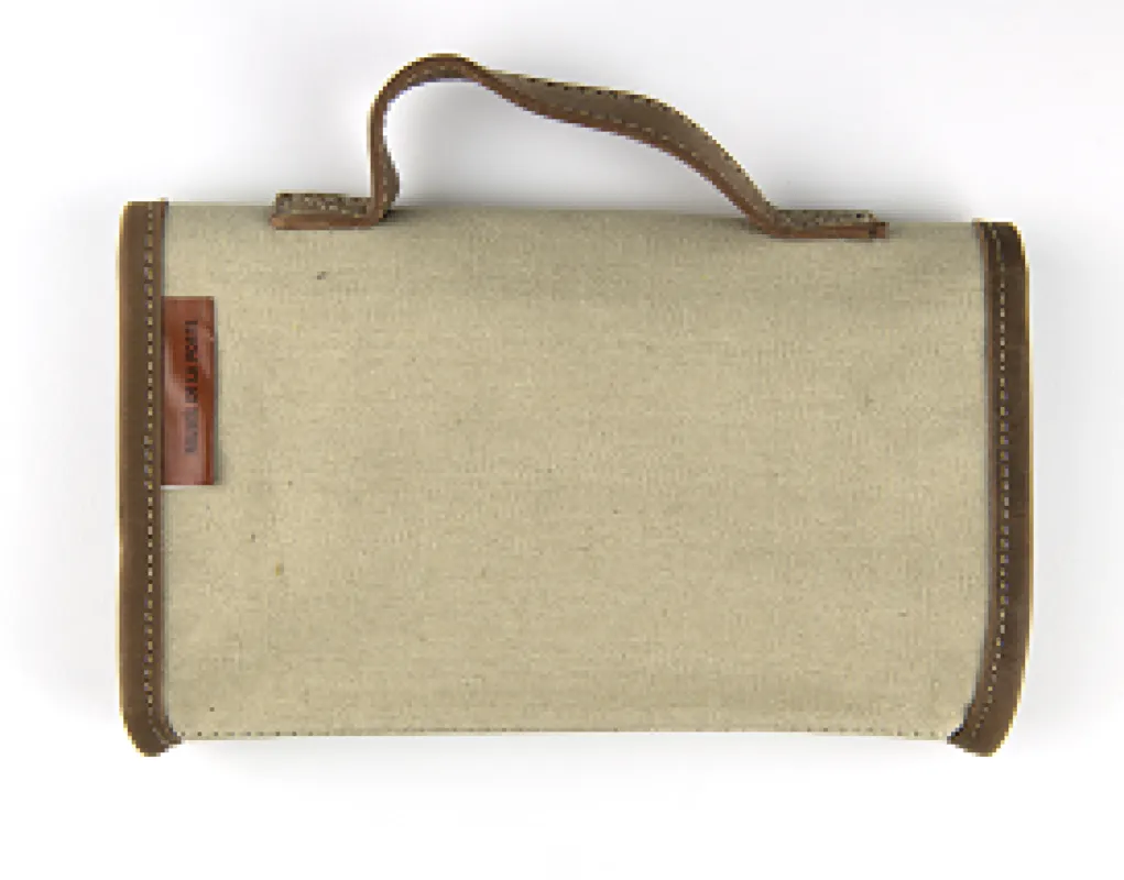 Vue 2 – Trousse Beige